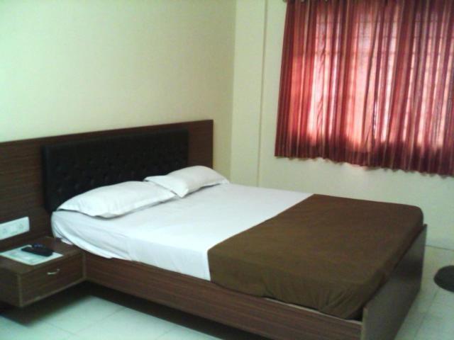 Maple Inn Budget Hotel Bangalore Buitenkant foto